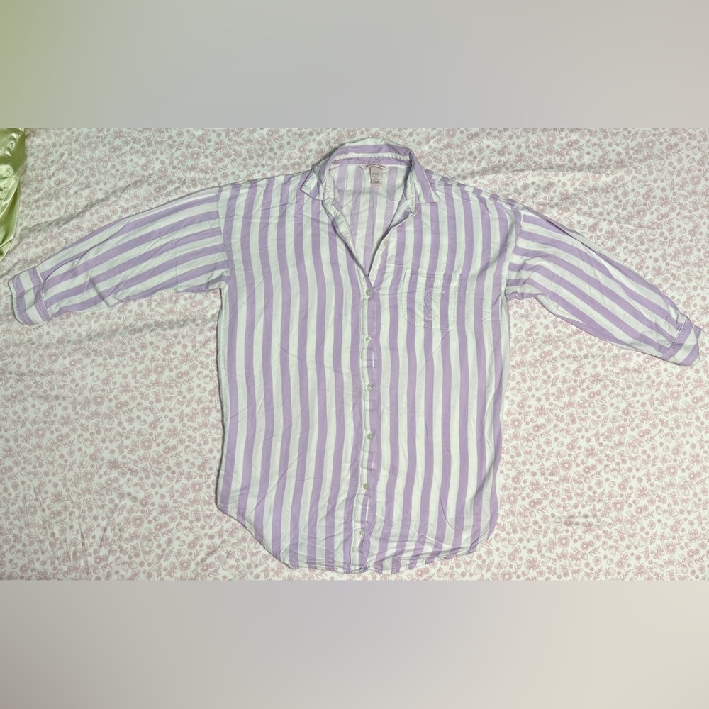 VS Sleep Shirt Size Small